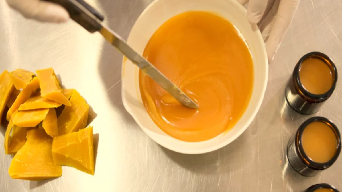 How to make your own DIY Sandboard Wax